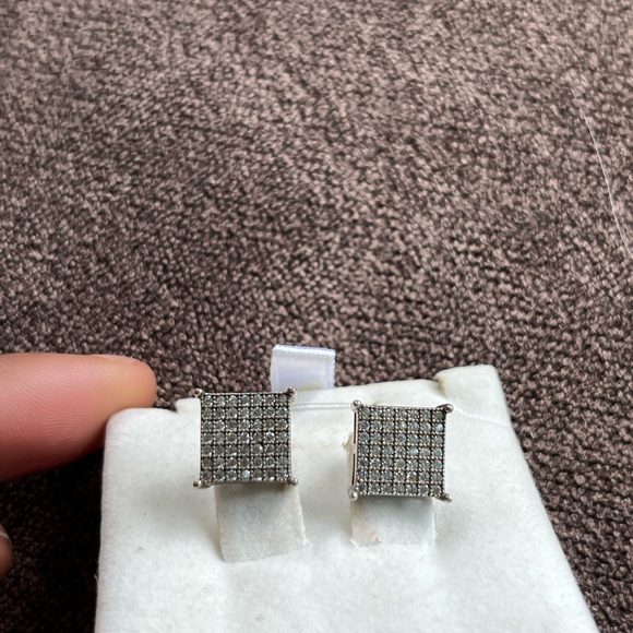 Diamond squared stud - Picture 12 of 12